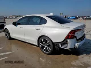 ✅ 2024 Volvo S60 Plus Dark Theme • VIN: 7JRL12TL0RG309498 • Lot: 81227965. Wystawiony na Copart z przebiegiem 16 984 mil. Bezpłatny archiwum sprzedaży aukcyjnych z USA i szczegółowy raport historii pojazdu na DreamBid. Zdjęcie 2.