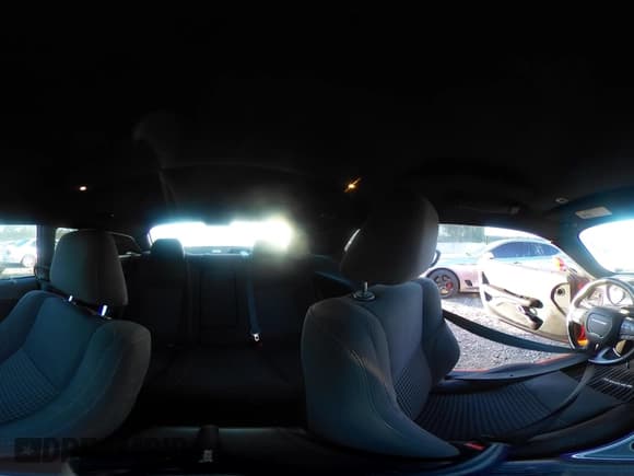 ✅ 2019 Dodge Challenger SXT • VIN: 2C3CDZAG1KH534631 • Lot: 43322768. Wystawiony na IAAI z przebiegiem 98 602 mil. Bezpłatny archiwum sprzedaży aukcyjnych z USA i szczegółowy raport historii pojazdu na DreamBid. Zdjęcie 18.