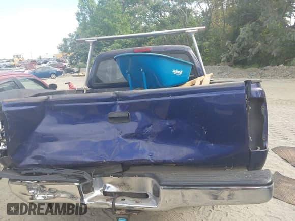 ✅ 1998 Toyota T100 SR5 • VIN: JT4TN14D6W0041985 • Lot: 42706496. Wystawiony na IAAI z przebiegiem 297 668 mil. Bezpłatny archiwum sprzedaży aukcyjnych z USA i szczegółowy raport historii pojazdu na DreamBid. Zdjęcie 16.