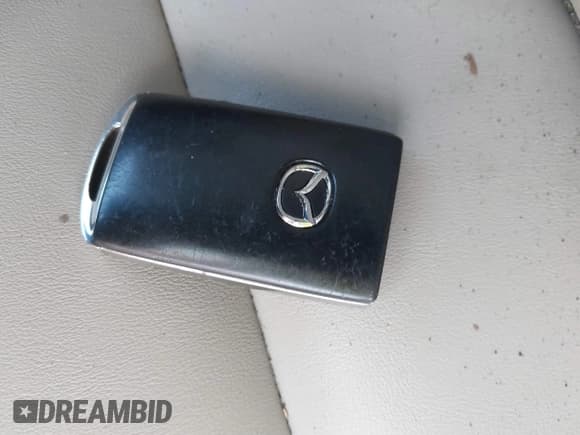 ✅ 2020 Mazda 3 Select • VIN: 3MZBPACL5LM135148 • Lot: 42263031. Listed on IAAI with 85,739 mi. Free auction sales archive from the USA and detailed vehicle history report at DreamBid. Image 11.