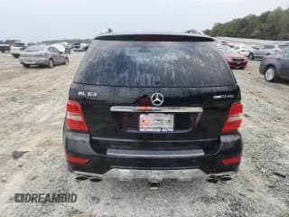 ✅ 2009 Mercedes-Benz M 63 AMG • VIN: 4JGBB77E69A494445 • Лот: 89492845. Опубликован ранее на Copart с пробегом 116 279 миль. Бесплатный доступ к архиву аукционных продаж из США и подробный отчёт об истории автомобиля на DreamBid. Изображение 6.