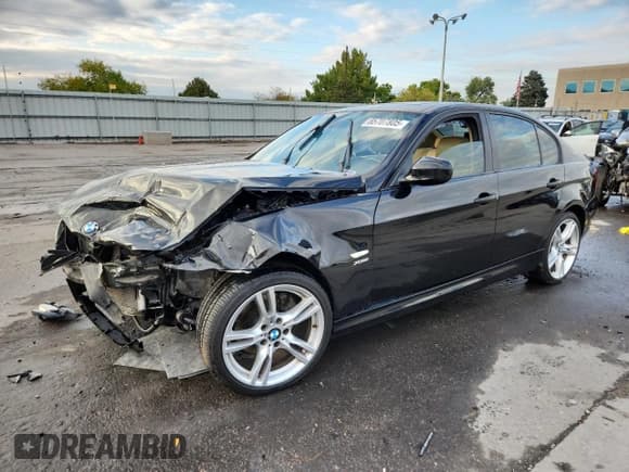 ✅ 2011 BMW 3 Series 328i xDrive • VIN: WBAPK7G59BNN69547 • Lot: 85707805. Listed on Copart with 118,350 mi. Free auction sales archive from the USA and detailed vehicle history report at DreamBid. Image 1.