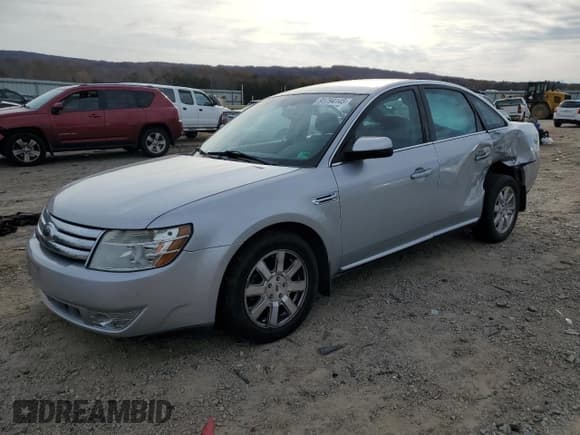 ✅ 2009 Ford Taurus SE • VIN: 1FAHP23W09G109353 • Lot: 91794145. Listed on Copart with 99,976 mi. Free auction sales archive from the USA and detailed vehicle history report at DreamBid. Image 1.