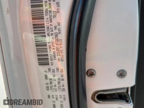 ✅ 2015 Ram 2500 Laramie • VIN: 3C6UR5FL0FG667863 • Lot: 87044705. Wystawiony na Copart z przebiegiem 363 254 mil. Bezpłatny archiwum sprzedaży aukcyjnych z USA i szczegółowy raport historii pojazdu na DreamBid. Zdjęcie 12.