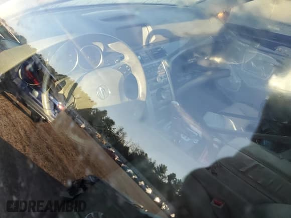 ✅ 2010 Acura RL Technology • VIN: JH4KB2F61AC001330 • Lot: 84758255. Wystawiony na Copart z przebiegiem Nie podano. Bezpłatny archiwum sprzedaży aukcyjnych z USA i szczegółowy raport historii pojazdu na DreamBid. Zdjęcie 8.