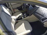 ✅ 2018 Ford Focus SE • VIN: 1FADP3F27JL202508 • Lot: 43385018. Listed on IAAI with 42,121 mi. Free auction sales archive from the USA and detailed vehicle history report at DreamBid. Image 5.