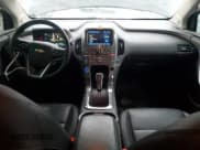 ✅ 2015 Chevrolet Volt • VIN: 1G1RB6E40FU111089 • Lot: 85729544. Wystawiony na Copart z przebiegiem 87 889 mil. Bezpłatny archiwum sprzedaży aukcyjnych z USA i szczegółowy raport historii pojazdu na DreamBid. Zdjęcie 8.