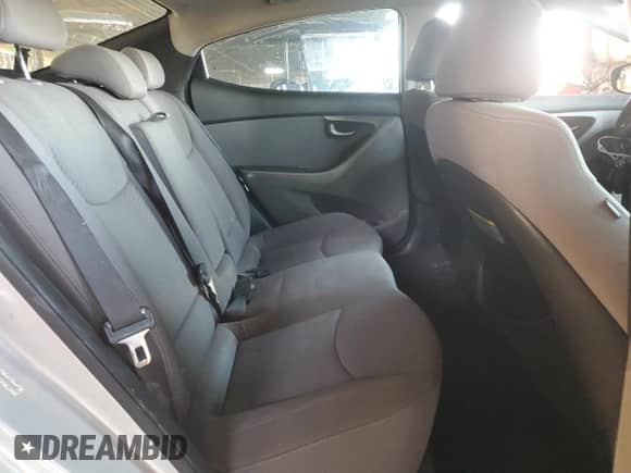 2014 Hyundai Elantra SE с VIN KMHDH4AE9EU172650, выставлен на аукционе Copart как лот 90670955 с пробегом 128 847 миль миль и Списание • Salvage title. История ставок и продаж доступна на DreamBid. Изображение 10.