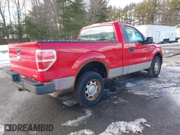 ✅ 2011 Ford F-150 XL • VIN: 1FTMF1CM5BKD83218 • Lot: 41495522. Listed on IAAI with 135,745 mi. Free auction sales archive from the USA and detailed vehicle history report at DreamBid. Image 4.