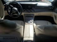 ✅ 2022 Mercedes-Benz E 350 • VIN: W1KZF8EB0NB021009 • Lot: 56456865. Listed on Copart with 25,461 mi. Free auction sales archive from the USA and detailed vehicle history report at DreamBid. Image 8.