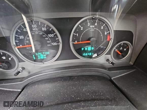 ✅ 2007 Jeep Patriot Limited • VIN: 1J8FF48W77D372200 • Lot: 80208465. Wystawiony na Copart z przebiegiem 156 481 mil. Bezpłatny archiwum sprzedaży aukcyjnych z USA i szczegółowy raport historii pojazdu na DreamBid. Zdjęcie 9.