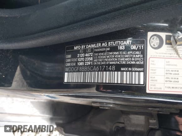 ✅ 2012 Mercedes-Benz C 300 Sport • VIN: WDDGF8BB5CA617148 • Lot: 43566452. Wystawiony na IAAI z przebiegiem 182 716 mil. Bezpłatny archiwum sprzedaży aukcyjnych z USA i szczegółowy raport historii pojazdu na DreamBid. Zdjęcie 9.