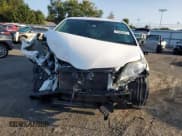 ✅ 2019 Toyota Sienna LE Auto Access Seat • VIN: 5TDKZ3DC8KS983854 • Лот: 71569695. Опубликован ранее на Copart с пробегом 80 377 миль. Бесплатный доступ к архиву аукционных продаж из США и подробный отчёт об истории автомобиля на DreamBid. Изображение 5.