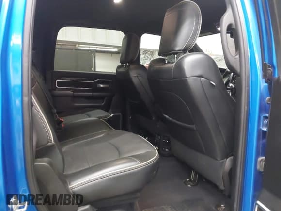 ✅ 2020 Ram 2500 Laramie • VIN: 3C6UR5FL4LG208430 • Лот: 41871063. Опубликован ранее на IAAI с пробегом 68 970 миль. Бесплатный доступ к архиву аукционных продаж из США и подробный отчёт об истории автомобиля на DreamBid. Изображение 8.