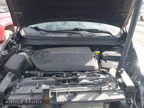 ✅ 2017 Jeep Cherokee Trailhawk • VIN: 1C4PJMBS0HW649422 • Lot: 41696815. Listed on IAAI with 62,185 mi. Free auction sales archive from the USA and detailed vehicle history report at DreamBid. Image 10.