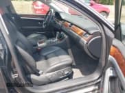 ✅ 2008 Audi A8 • VIN: WAULV94E08N009298 • Lot: 42759434. Wystawiony na IAAI z przebiegiem 98 143 mil. Bezpłatny archiwum sprzedaży aukcyjnych z USA i szczegółowy raport historii pojazdu na DreamBid. Zdjęcie 5.