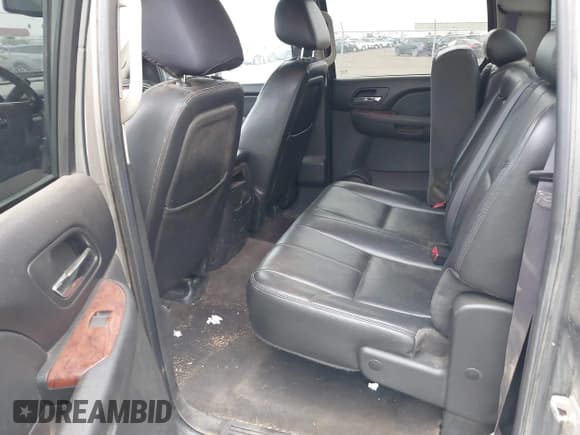 ✅ 2011 Chevrolet Silverado 2500HD LTZ • VIN: 1GC1KYC82BF182329 • Lot: 42696193. Listed on IAAI with 211,191 mi. Free auction sales archive from the USA and detailed vehicle history report at DreamBid. Image 8.