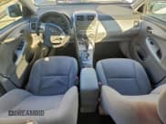 ✅ 2011 Toyota Corolla LE • VIN: JTDBU4EE4B9138891 • Lot: 95068955. Wystawiony na Copart z przebiegiem 163 219 mil. Bezpłatny archiwum sprzedaży aukcyjnych z USA i szczegółowy raport historii pojazdu na DreamBid. Zdjęcie 8.