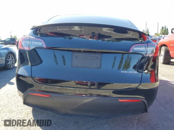 ✅ 2022 Tesla Model Y Performance • VIN: 7SAYGDEF7NF540332 • Lot: 82498495. Listed on Copart with 33,551 mi. Free auction sales archive from the USA and detailed vehicle history report at DreamBid. Image 6.