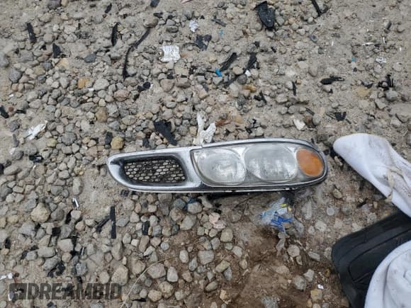 ✅ 2004 Oldsmobile Bravada • VIN: 1GHDT13S542162996 • Lot: 80481994. Wystawiony na Copart z przebiegiem 177 712 mil. Bezpłatny archiwum sprzedaży aukcyjnych z USA i szczegółowy raport historii pojazdu na DreamBid. Zdjęcie 13.