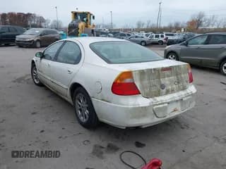 ✅ 1999 Chrysler 300M M • VIN: 2C3HE66G3XH783935 • Lot: 43727431. Wystawiony na IAAI z przebiegiem 157 367 mil. Bezpłatny archiwum sprzedaży aukcyjnych z USA i szczegółowy raport historii pojazdu na DreamBid. Zdjęcie 3.