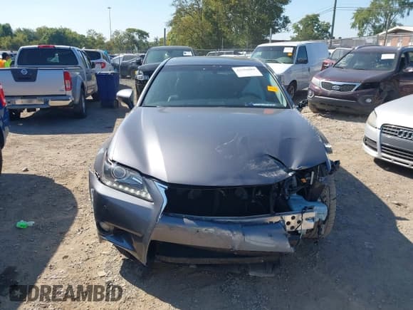 ✅ 2013 Lexus GS 350 • VIN: JTHBE1BL0D5014561 • Lot: 43356604. Wystawiony na IAAI z przebiegiem 44 416 mil. Bezpłatny archiwum sprzedaży aukcyjnych z USA i szczegółowy raport historii pojazdu na DreamBid. Zdjęcie 12.