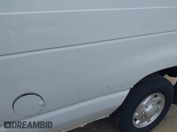 ✅ 2012 Ford Econoline Cargo Recreational • VIN: 1FTNE2EL2CDA46707 • Lot: 42911288. Wystawiony na IAAI z przebiegiem 206 809 mil. Bezpłatny archiwum sprzedaży aukcyjnych z USA i szczegółowy raport historii pojazdu na DreamBid. Zdjęcie 6.