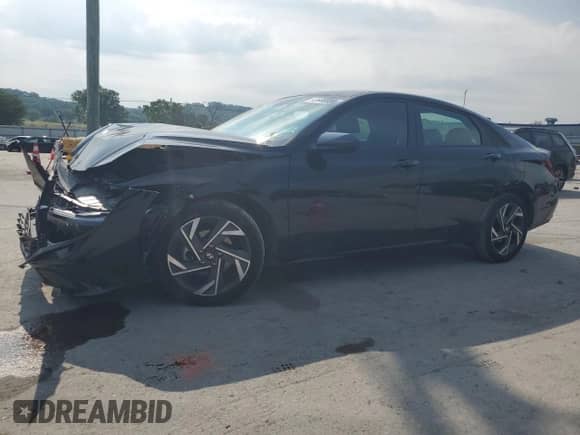 2025 Hyundai Elantra SEL Sport с VIN KMHLM4DG9SU879912, выставлен на аукционе Copart как лот 63646935 с пробегом 22 280 миль миль и Списание • Salvage title. История ставок и продаж доступна на DreamBid. Изображение 1.