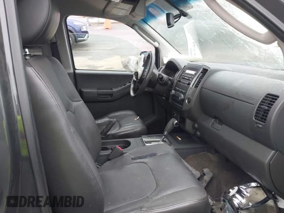 ✅ 2010 Nissan Xterra Off Road • VIN: 5N1AN0NW2AC520909 • Lot: 43542654. Wystawiony na IAAI z przebiegiem 177 877 mil. Bezpłatny archiwum sprzedaży aukcyjnych z USA i szczegółowy raport historii pojazdu na DreamBid. Zdjęcie 5.