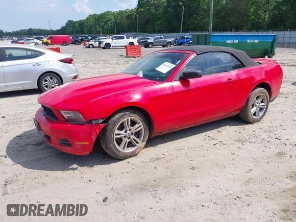 ✅ 2012 Ford Mustang V6 • VIN: 1ZVBP8EM1C5201733 • Lot: 42162220. Wystawiony na IAAI z przebiegiem 311 404 mil. Bezpłatny archiwum sprzedaży aukcyjnych z USA i szczegółowy raport historii pojazdu na DreamBid. Zdjęcie 18.