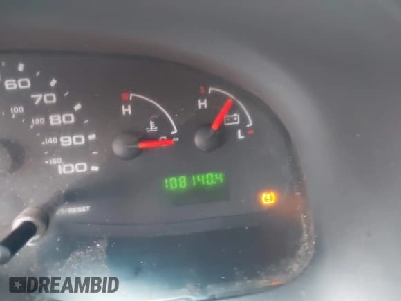 ✅ 2008 Ford Econoline Cargo Commercial • VIN: 1FTNE24W88DA29221 • Lot: 42688685. Listed on IAAI with 188,140 mi. Free auction sales archive from the USA and detailed vehicle history report at DreamBid. Image 7.