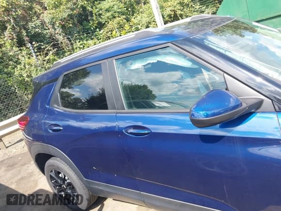 ✅ 2023 Chevrolet TrailBlazer LT • VIN: KL79MPSL0PB072310 • Лот: 43151552. Опубликован ранее на IAAI с пробегом 17 648 миль. Бесплатный доступ к архиву аукционных продаж из США и подробный отчёт об истории автомобиля на DreamBid. Изображение 13.