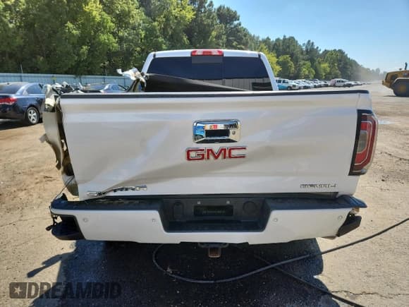 ✅ 2017 GMC Sierra 1500 Denali • VIN: 3GTU2PEJ3HG337078 • Lot: 85348425. Listed on Copart with 151,980 mi. Free auction sales archive from the USA and detailed vehicle history report at DreamBid. Image 6.