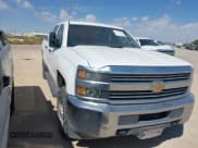 ✅ 2017 Chevrolet Silverado 2500HD Work Truck • VIN: 1GC1KUEG5HF217368 • Lot: 43271780. Wystawiony na IAAI z przebiegiem 282 397 mil. Bezpłatny archiwum sprzedaży aukcyjnych z USA i szczegółowy raport historii pojazdu na DreamBid. Zdjęcie 1.