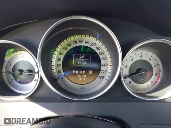 ✅ 2012 Mercedes-Benz C 250 Sport • VIN: WDDGF4HB4CR238949 • Lot: 43285302. Wystawiony na IAAI z przebiegiem 59 176 mil. Bezpłatny archiwum sprzedaży aukcyjnych z USA i szczegółowy raport historii pojazdu na DreamBid. Zdjęcie 7.