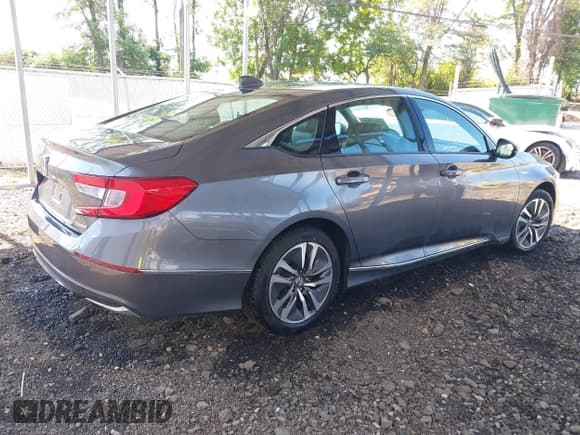 ✅ 2019 Honda Accord EX-L • VIN: 1HGCV3F52KA018579 • Lot: 43103388. Wystawiony na IAAI z przebiegiem 97 559 mil. Bezpłatny archiwum sprzedaży aukcyjnych z USA i szczegółowy raport historii pojazdu na DreamBid. Zdjęcie 4.