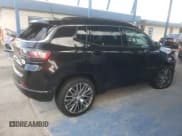 ✅ 2023 Jeep Compass (RED) Edition • VIN: 3C4NJDCN0PT538700 • Lot: 85641255. Wystawiony na Copart z przebiegiem 14 884 mil. Bezpłatny archiwum sprzedaży aukcyjnych z USA i szczegółowy raport historii pojazdu na DreamBid. Zdjęcie 3.