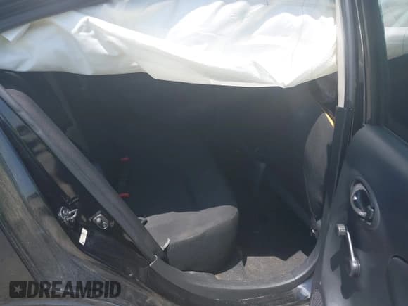 ✅ 2017 Nissan Versa S Plus • VIN: 3N1CN7APXHL890981 • Lot: 42176303. Listed on IAAI with 144,986 mi. Free auction sales archive from the USA and detailed vehicle history report at DreamBid. Image 8.