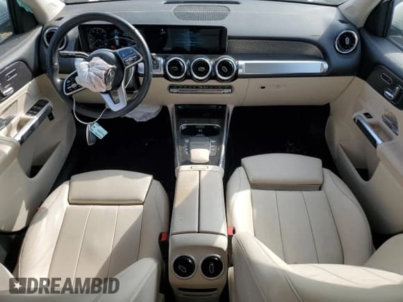 ✅ 2021 Mercedes-Benz GLB 250 • VIN: W1N4M4HB8MW105951 • Lot: 86485345. Listed on Copart with 93,547 mi. Free auction sales archive from the USA and detailed vehicle history report at DreamBid. Image 8.