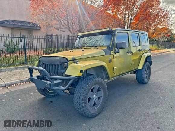 ✅ 2008 Jeep Wrangler Unlimited Sahara • VIN: 1J4GA59148L521893 • Lot: 94819545. Wystawiony na Copart z przebiegiem 149 749 mil. Bezpłatny archiwum sprzedaży aukcyjnych z USA i szczegółowy raport historii pojazdu na DreamBid. Zdjęcie 2.