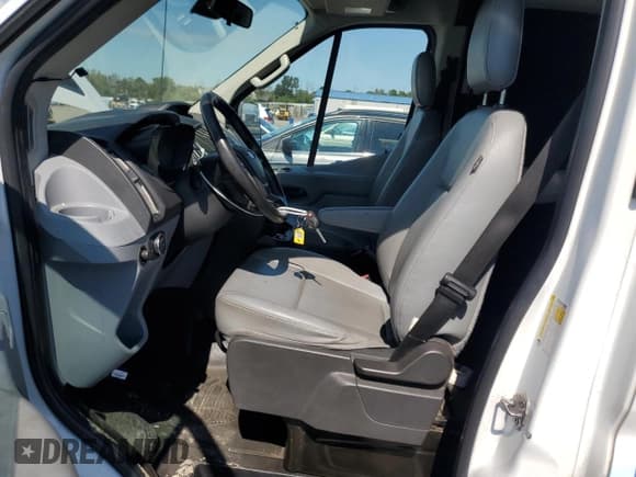 ✅ 2019 Ford Transit • VIN: 1FTYR2CM1KKB64724 • Lot: 87121125. Listed on Copart with 131,545 mi. Free auction sales archive from the USA and detailed vehicle history report at DreamBid. Image 7.