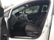 ✅ 2019 Volkswagen Golf GTI S • VIN: 3VW6T7AUXKM031023 • Lot: 70537342. Wystawiony na Copart z przebiegiem 41 260 mil. Bezpłatny archiwum sprzedaży aukcyjnych z USA i szczegółowy raport historii pojazdu na DreamBid. Zdjęcie 7.