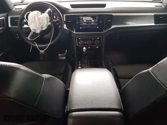 ✅ 2022 Volkswagen Atlas SEL • VIN: 1V2BC2CA9NC211489 • Lot: 75134144. Listed on Copart with 20,018 mi. Free auction sales archive from the USA and detailed vehicle history report at DreamBid. Image 8.