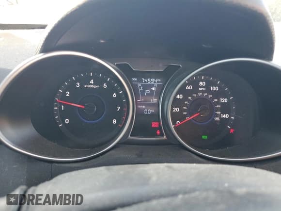 ✅ 2016 Hyundai Veloster • VIN: KMHTC6AD9GU264714 • Lot: 86451485. Wystawiony na Copart z przebiegiem 74 594 mil. Bezpłatny archiwum sprzedaży aukcyjnych z USA i szczegółowy raport historii pojazdu na DreamBid. Zdjęcie 9.