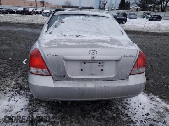 ✅ 2002 Hyundai Elantra GLS • VIN: KMHDN45D02U351410 • Lot: 41750045. Wystawiony na Copart z przebiegiem Nie podano. Bezpłatny archiwum sprzedaży aukcyjnych z USA i szczegółowy raport historii pojazdu na DreamBid. Zdjęcie 6.