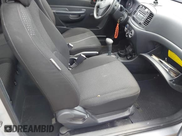 ✅ 2007 Hyundai Accent GS • VIN: KMHCM36C97U038622 • Лот: 42280940. Опубликован ранее на IAAI с пробегом 88 995 миль. Бесплатный доступ к архиву аукционных продаж из США и подробный отчёт об истории автомобиля на DreamBid. Изображение 5.