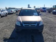 ✅ 2003 Honda CR-V EX • VIN: JHLRD78893C021076 • Lot: 43428509. Wystawiony na IAAI z przebiegiem 191 196 mil. Bezpłatny archiwum sprzedaży aukcyjnych z USA i szczegółowy raport historii pojazdu na DreamBid. Zdjęcie 12.