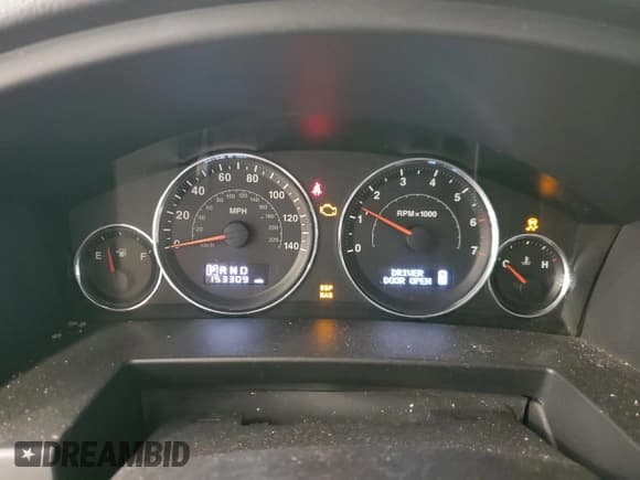 ✅ 2010 Jeep Commander Sport • VIN: 1J4RG4GK9AC158400 • Lot: 53497035. Listed on Copart with 153,309 mi. Free auction sales archive from the USA and detailed vehicle history report at DreamBid. Image 9.