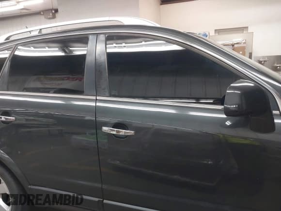 ✅ 2015 Chevrolet Captiva Sport LTZ • VIN: 3GNAL4EK3FS515323 • Lot: 41838368. Wystawiony na IAAI z przebiegiem 158 415 mil. Bezpłatny archiwum sprzedaży aukcyjnych z USA i szczegółowy raport historii pojazdu na DreamBid. Zdjęcie 13.