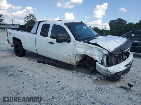 ✅ 2007 Chevrolet Silverado 2500HD 2LT • VIN: 1GCHK29697E547927 • Lot: 69598004. Listed on Copart with 232,285 mi. Free auction sales archive from the USA and detailed vehicle history report at DreamBid. Image 4.